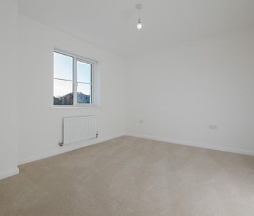 3 bedroom detached house to rent - Photo 3