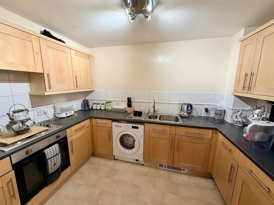 2 bedroom apartment to rent - Photo 1