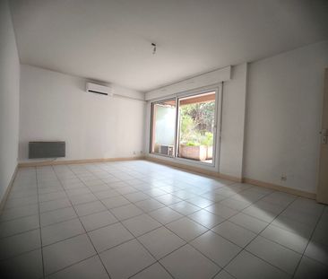 Location Appartement 2 pièces 48m² AVIGNON 84000 - Photo 2