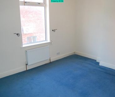 3 bedroom end of terrace house to rent - Photo 6