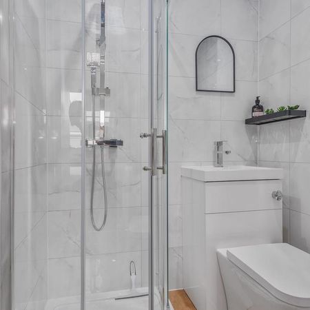 1 bedroom house of multiple occupation to rent - Photo 3