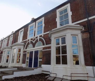 2 bedroom property to rent - Photo 2