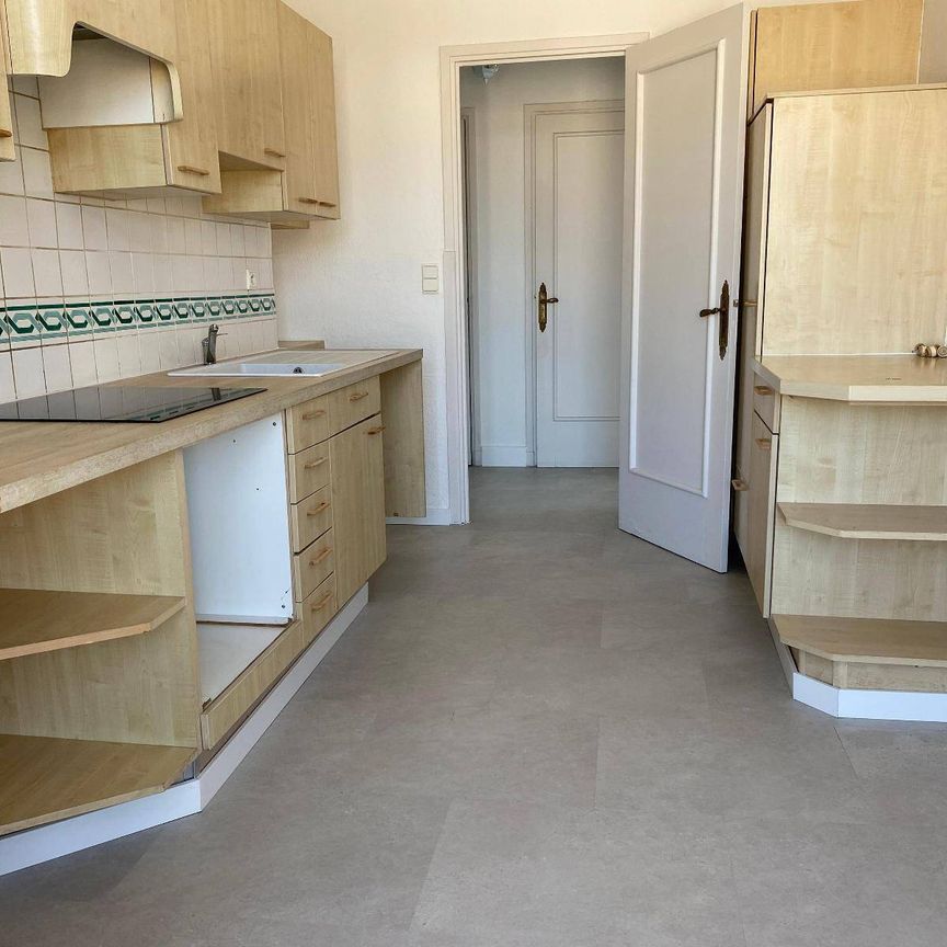 Location appartement 2 pièces 60.2 m² à Aubenas (07200) 4 - Photo 1