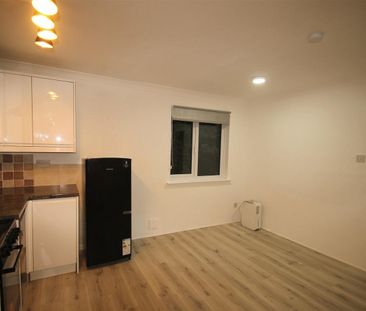 Lesley Place, Maidstone - Photo 4