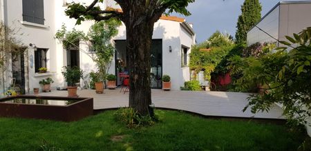 Location Maison 4 pièces 115m² LA ROCHELLE 17000 - Photo 5