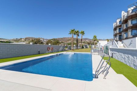 Apartment For Long Term Rental In Torrox Costa - Photo 2