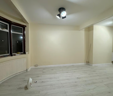 4 bedroom house share to rent - Photo 3