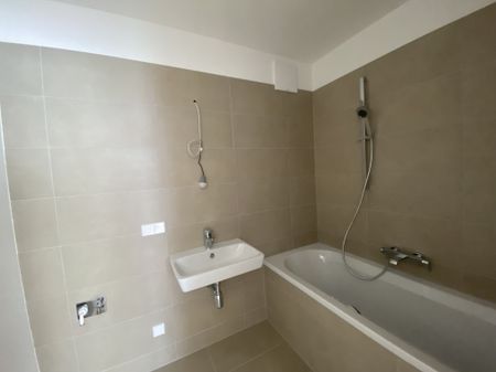 =DAS LAURENZ= ERSTBEZUG Top Loggia Wohnung U3 2 Zimmer + Loggia - 1 bedroom apartment + loggia U3 - Foto 4