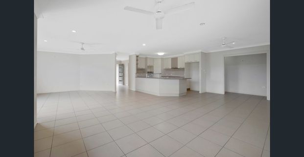 Large Family Home - Photo 1