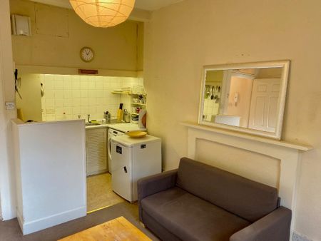 1 bedroom flat to rent - Photo 5