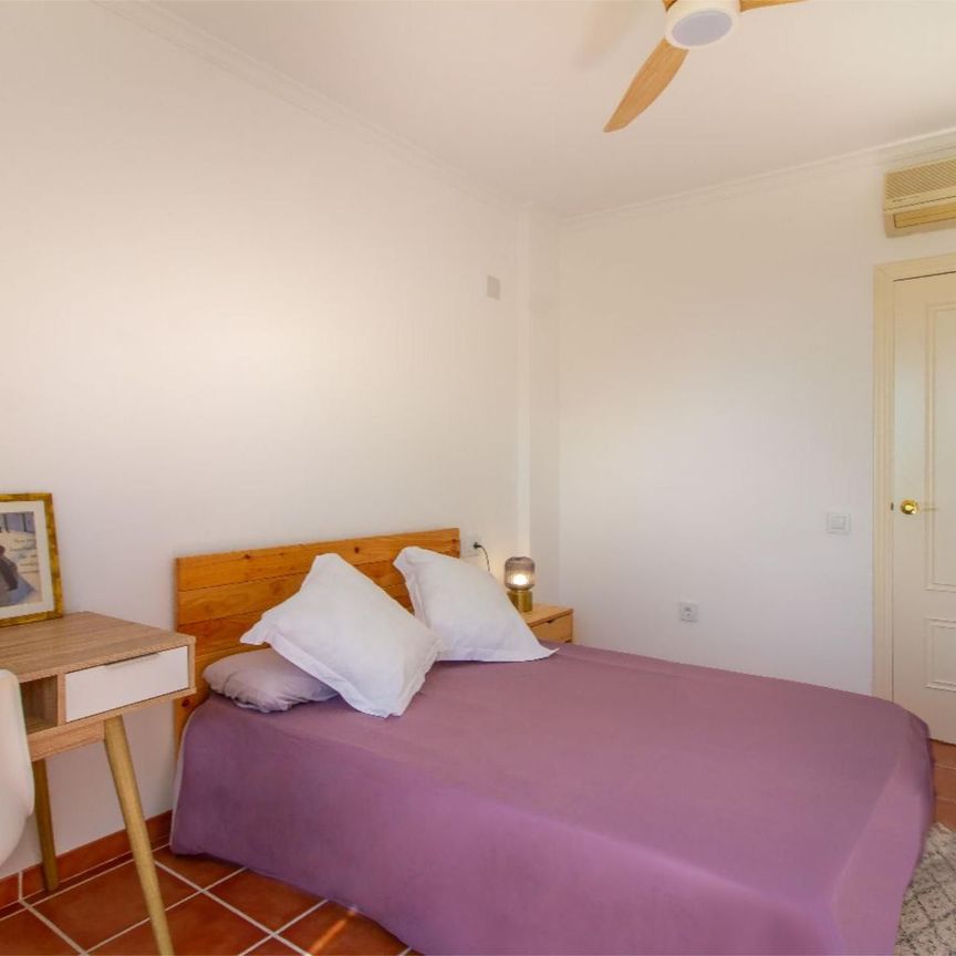 Piso de alquiler en Calle Suiza, 43, Altea Hills - Photo 1