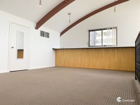 Split Level Apartment in the Heart of Burwood - Photo 5