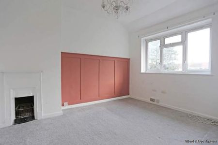 2 bedroom property to rent in Dagenham - Photo 3