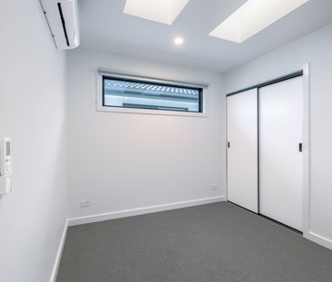 1230A North Road, Oakleigh South VIC 3167 - Townhouse For Rent | Do... - Photo 1