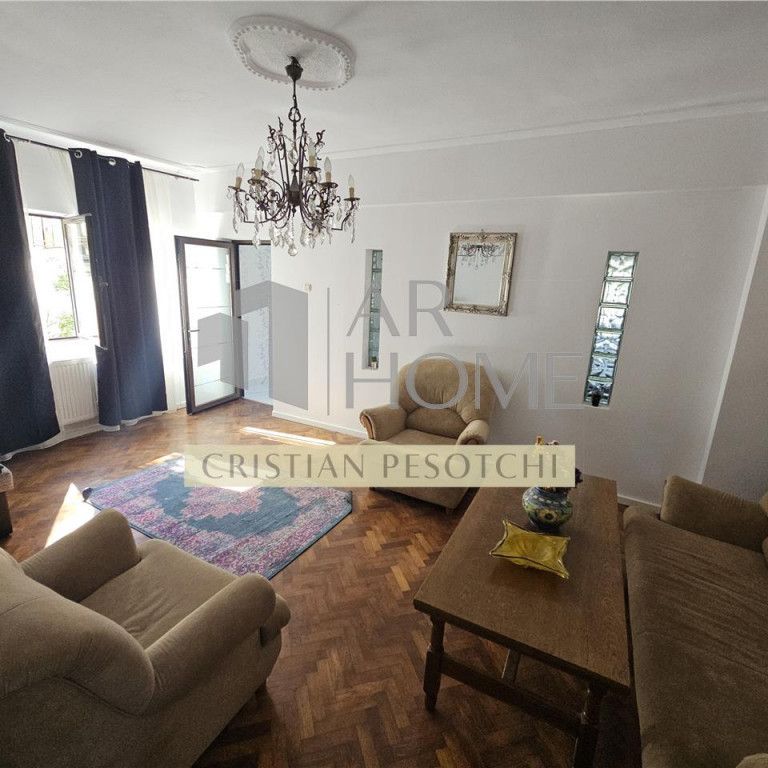 Casa 5 camere, zona Mihai Bravu, Ploiesti - Fotografie 1