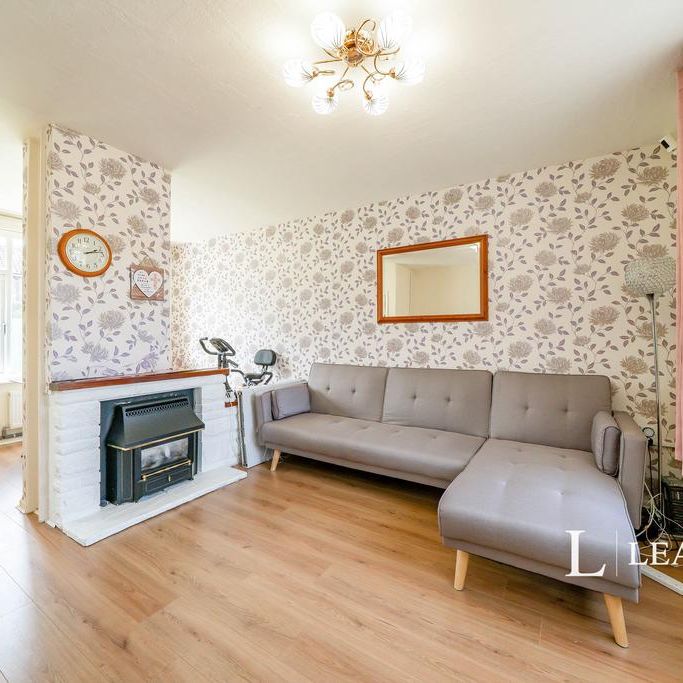 3 bedroom terraced house to rent - Photo 1