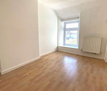 High Street, Oldland Common, BS30 - Photo 2