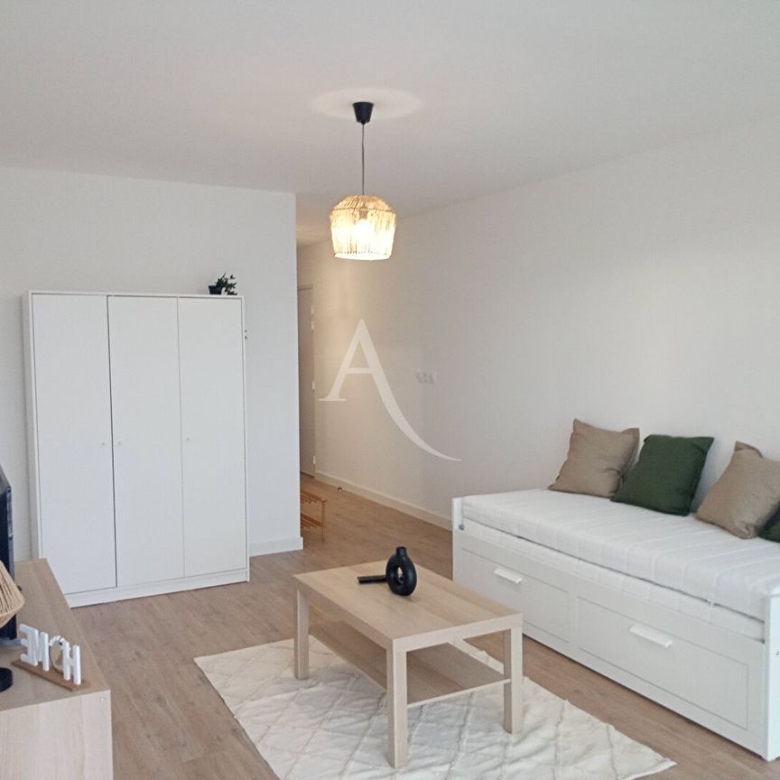 Location Appartement 1 pièce 36m² - Photo 1