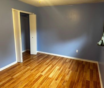 For Lease - 597 UPPER PARADISE Road, Hamilton, Ontario - Photo 2