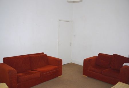 4 Bed - Brandon Grove, Sandyford - Photo 2