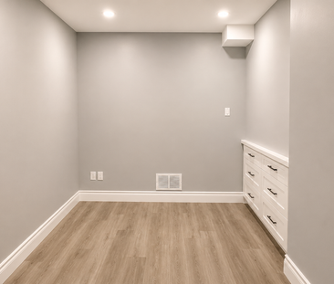 48 Coatsworth Crescent apartment — Toronto, ON (0-Bedroom) - 0 Bedroom - Photo 3