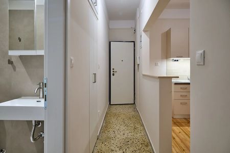 Διαμέρισμα για ενοικίαση Ρωμαϊκή Αγορά - Βενιζέλου - Ιστορικό Κέντρο (Κέντρο Θεσσαλονίκης) - Φωτογραφία 2