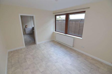 Southwood Road, New Eltham, SE9 - Photo 3