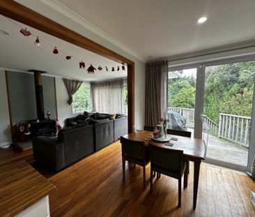 Peace and quiet with a fabulous backyard - Dog Friendly - Photo 1