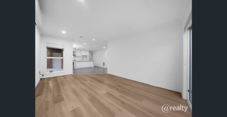 Prime Location – Walk to School and Train Station for Ultimate Convenience! - Photo 3