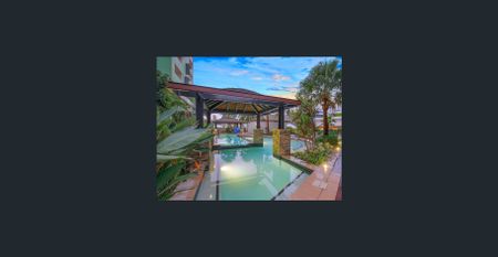 Story Bridge views: metro lifestyle in thriving entertainment hub - Photo 4