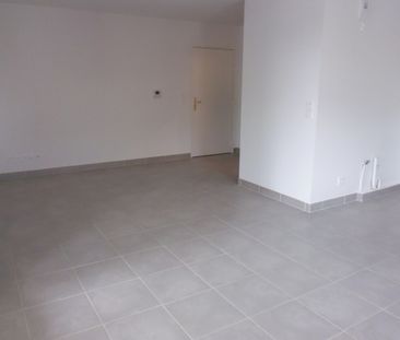 Appartement T3- Résidence Nouvelle Vague à Hyères - Photo 4