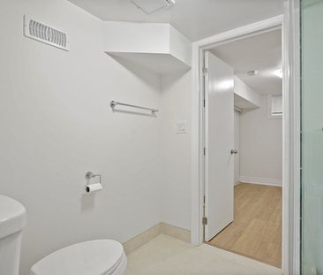 For Lease - 482 Rhodes Avenue Unit# Lower, Toronto, Ontario - Photo 5
