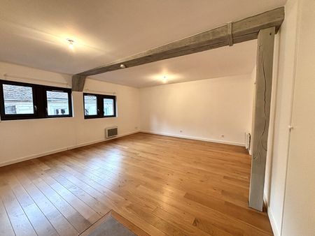 Location Appartement 1 pièce 42m² - Photo 2