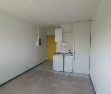 Location Appartement 1 pièce 17m² RENNES 35700 - Photo 2