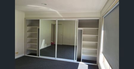 Well Presented 2 Bedroom Home Close to Shops & Transport - Photo 3