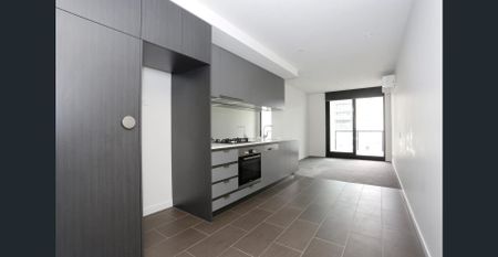 Beautiful 'Belle' - Photo 3