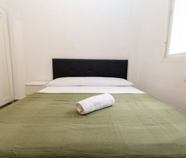 Calle de Saint Exupéry, Málaga, Andalusia 29007 - Photo 3