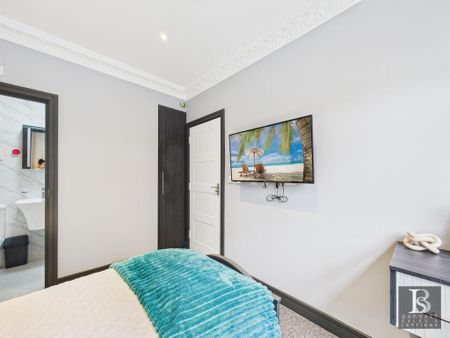 10 bedroom house share to rent - Photo 3