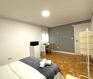 Avenida de Fuenlabrada, Leganés, Community of Madrid 28912 - Photo 4