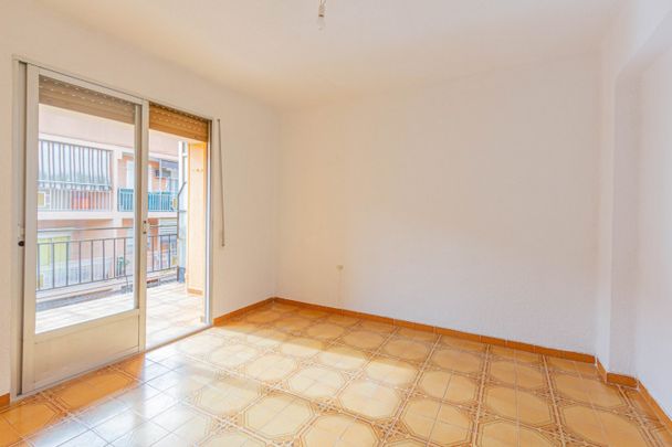 Flat for rent in Alaquas - Photo 1