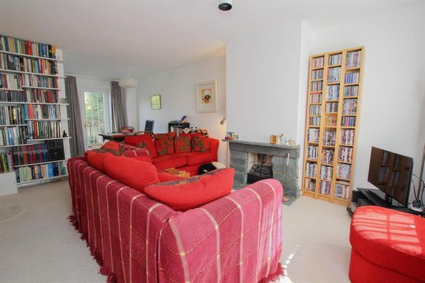 3 bedroom House To Let - Photo 1