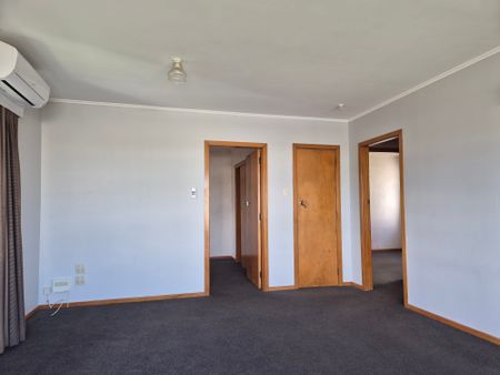 1/103 Lake Road - Photo 2