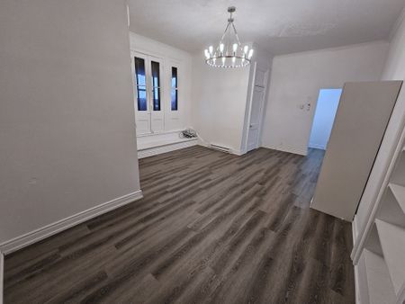 For Lease - 202 Green Street, Cobourg, Ontario - Photo 2