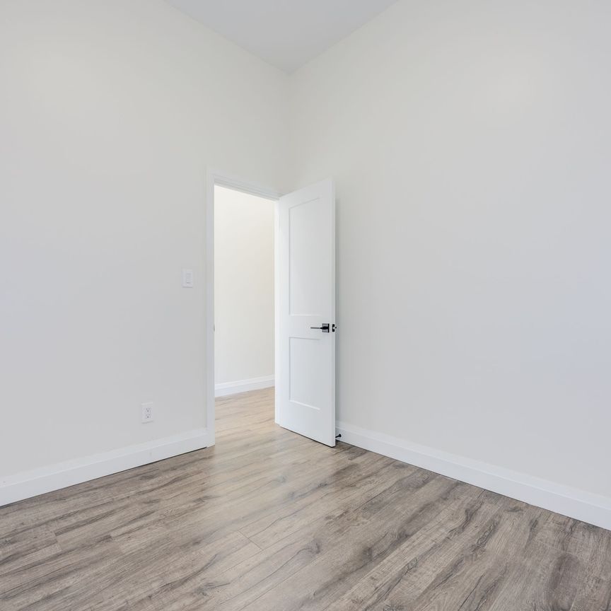 For Lease - 414 1/2 Spadina Avenue Unit# 2, Toronto, Ontario - Photo 1