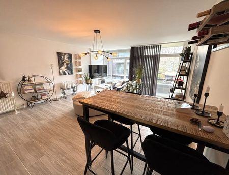 Appartement te huur - Foto 2