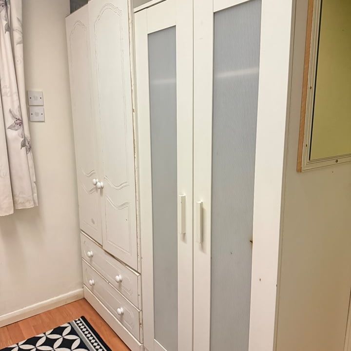 Room in a Shared House, London, W3 - Photo 2