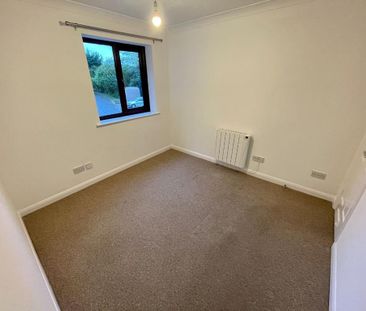 3 bedroom apartment to rent - Photo 3