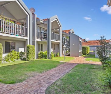 Charming 2-Bedroom Ground-Floor Unit in the Heart of Mandurah - Photo 6