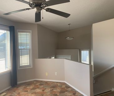 AMAZING FULL HOUSE in Deer Park! PETS OK ~ fully fenced yard! - Photo 5