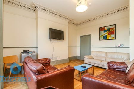 1 bed Shared House for Rent - Photo 2